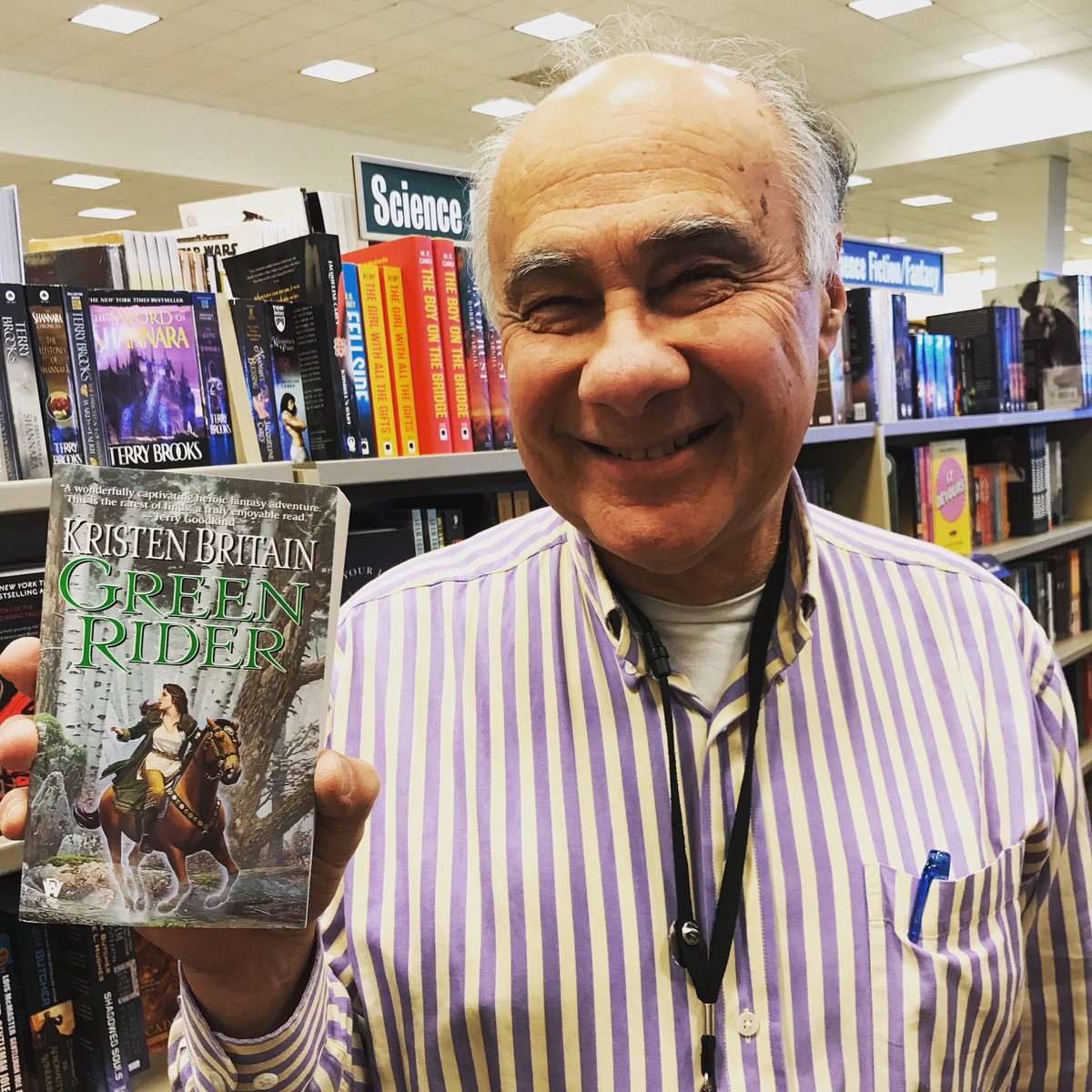 BNNorthWales's tweet photo. #WednesdayWithWalt-โ#Adventure, #humor, & one of the most delightful heroines found in fantasy #literature, makes the #GreenRider series a joy to #read.โ #booklove https://t.co/qUeRYfJd4s