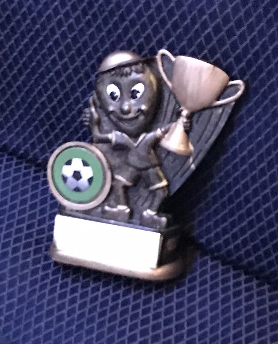 ECLFFTrophy tweet media