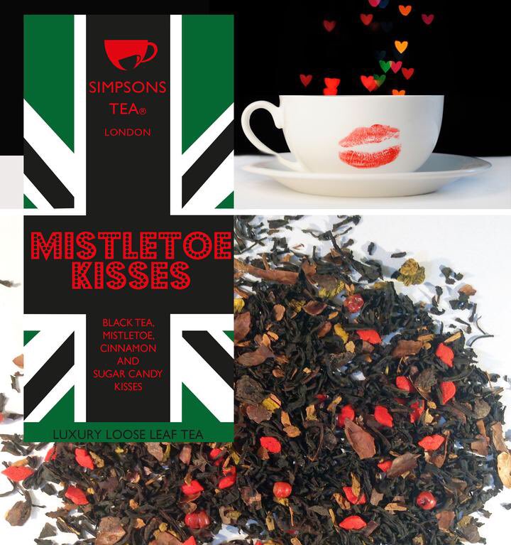 simpsonstea's tweet photo. Cuddle up nice and tight with some Mistletoe Kisses tonight...#tea #christmas https://t.co/p9C4DG2e1Y https://t.co/I9KwTQFrk2