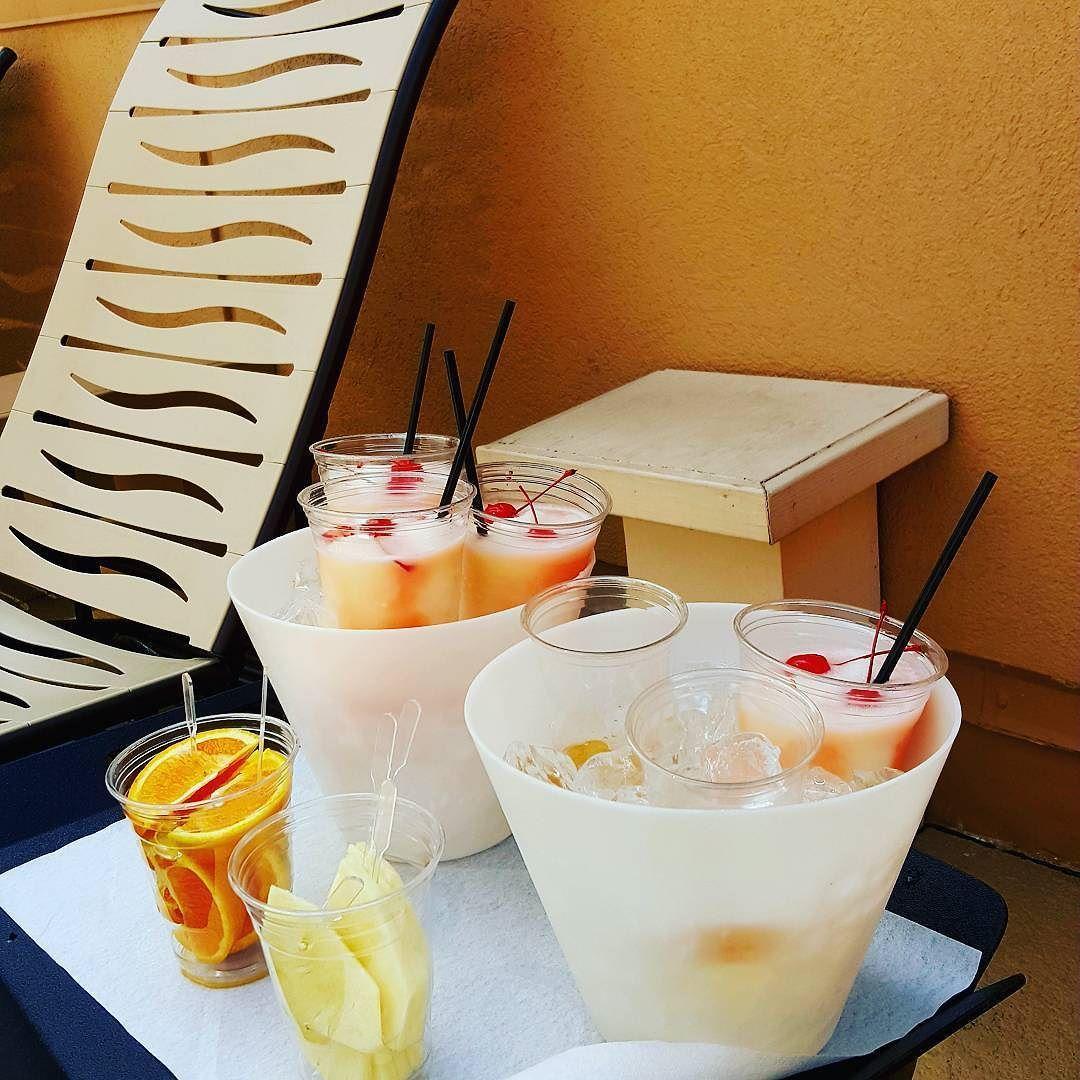 You deserve a little rooftop lounge time. #TREX17
📷: tazz_619