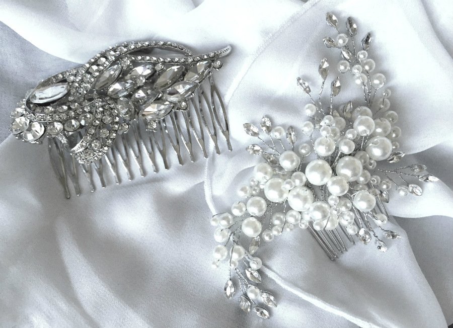 UrbanDivaStore's tweet photo. The perfect sparkly accessories for a white winter wedding. Shop our Bridal Collection for the finishing touches to your bridal look. https://t.co/QiVD2wKill https://t.co/RuCkiz4oHw