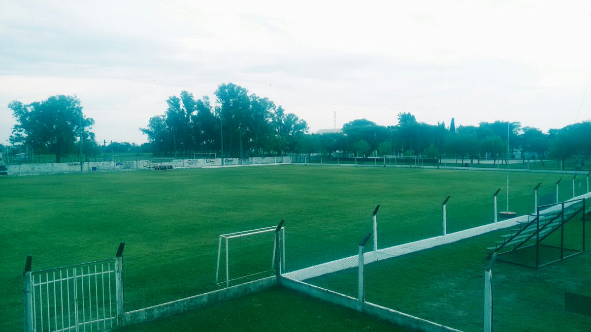 PASIONPORUDL's tweet photo. La cancha de UDL-La de las baras https://t.co/7aBZ2Z1p2c