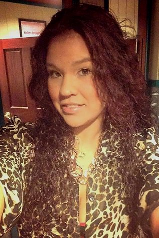 SenatorHeitkamp's tweet image. Lindsay Vivier White from Turtle Mountain was friendly and outgoing - but her life was cut short and her family now lives with unanswered questions. This should not be happening in America. #NotInvisible #MMIW goo.gl/iq9Lyu