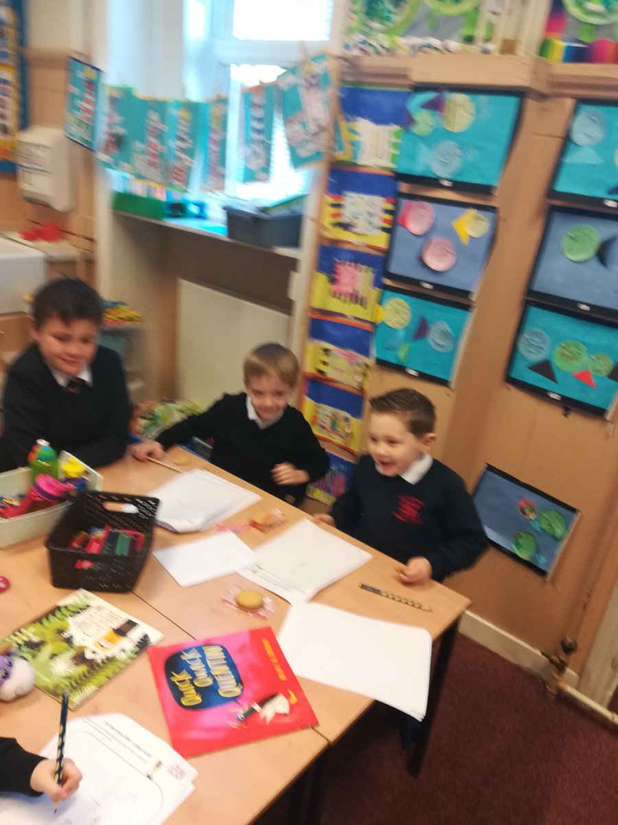 WBurghPrimary's tweet photo. Today we had a Book, a Biscuit and a Boogie to share what P2 and P3 have learned about their #ReadWriteCount books. #BookWeekScot #WillybugsReads  Parents and P7s came in to see what they'd been doing. https://t.co/Oom1ipd0r6