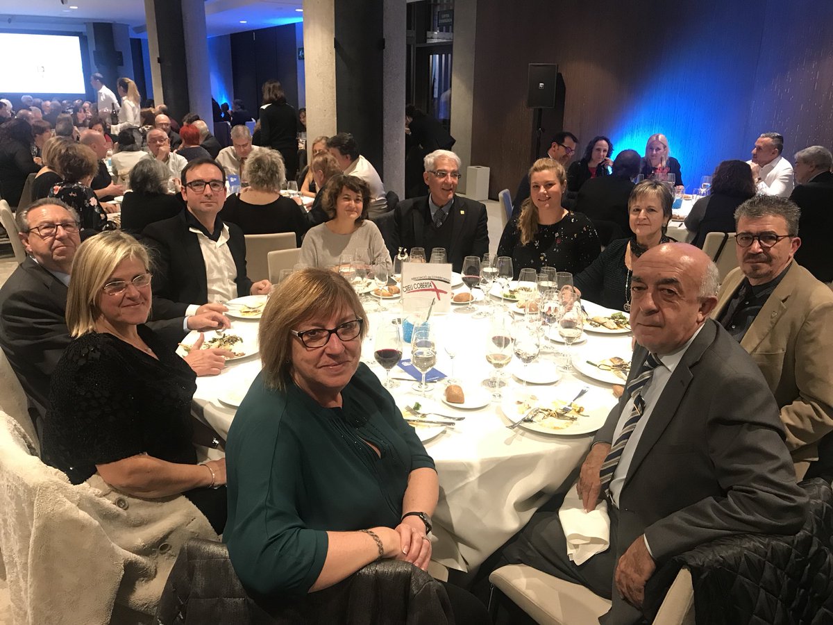 CreuCobertaShop's tweet photo. L’equip de #CreuCoberta al Sopar dels #premiseixosbcn de la @eixosbcn https://t.co/DOfR28xWLl