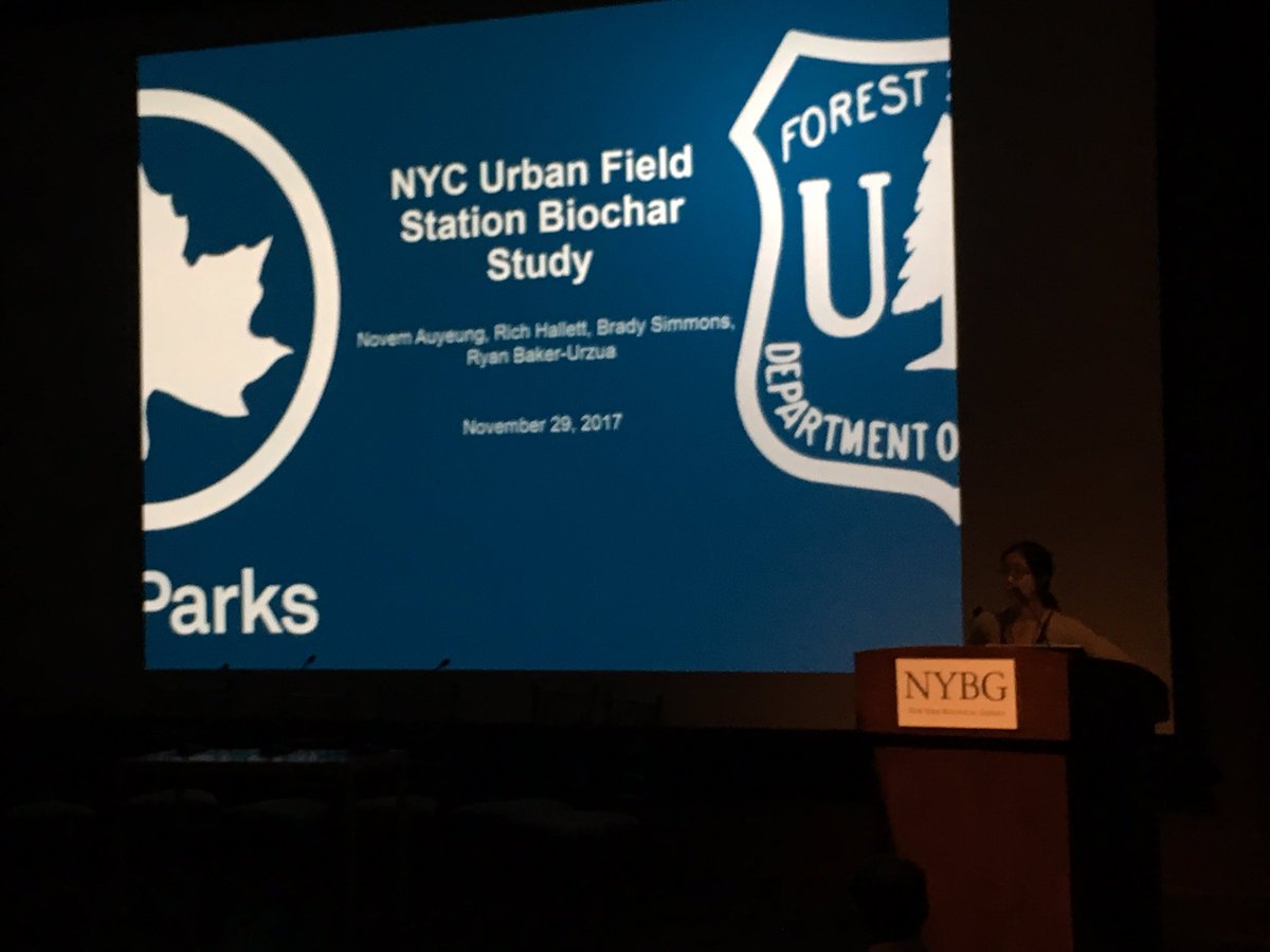 LoriFontanes's tweet photo. Fascinating study on #biochar presented by Novem Auyeung of @NYCParks @NYC_USI #USS2017 @NYBG #urban #greenspace https://t.co/2GU2KZUosq
