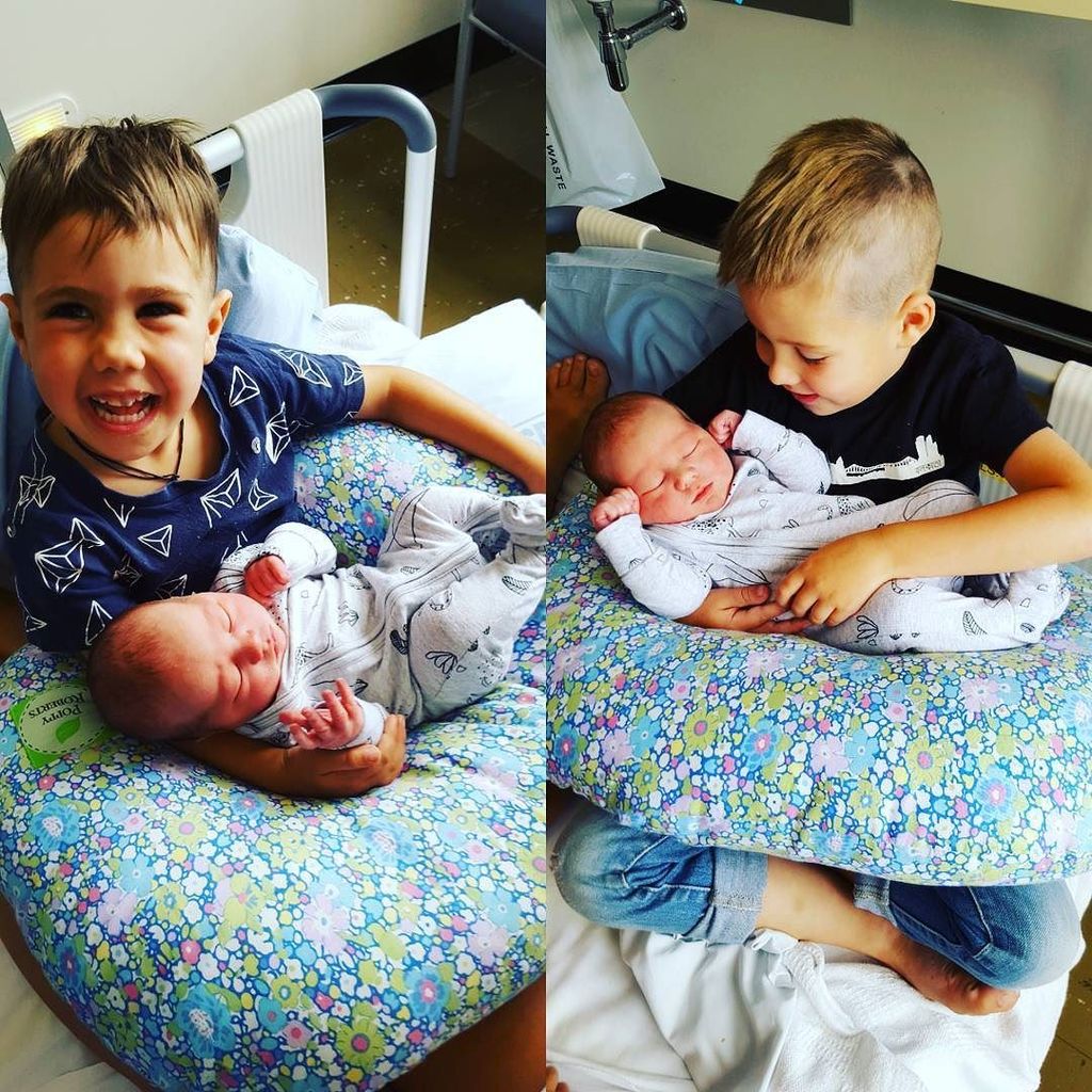 danjlander's tweet photo. Bobby & Thom, meet Jake. Jake, meet Bobby & Thom #bobbylander #thomlander #jakelander https://t.co/irMYDgvbzx https://t.co/6CVEQw7i5g