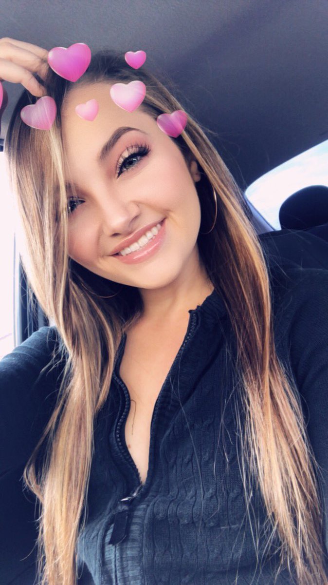 little_meggg's tweet image. I have to post this on here too because I like it and it’s my fav filter