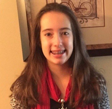 nflplay60's tweet photo. Meet Isabella, #PLAY60Contest presented by Danimals #Finalist! She is a @packers fan who stays active through playing various sports, and is a @FUTP60 ambassador! Visit https://t.co/cdavF4DkVH to vote for your favorite contestant! Voting Ends 12/5/17. https://t.co/rr3Xng34SU
