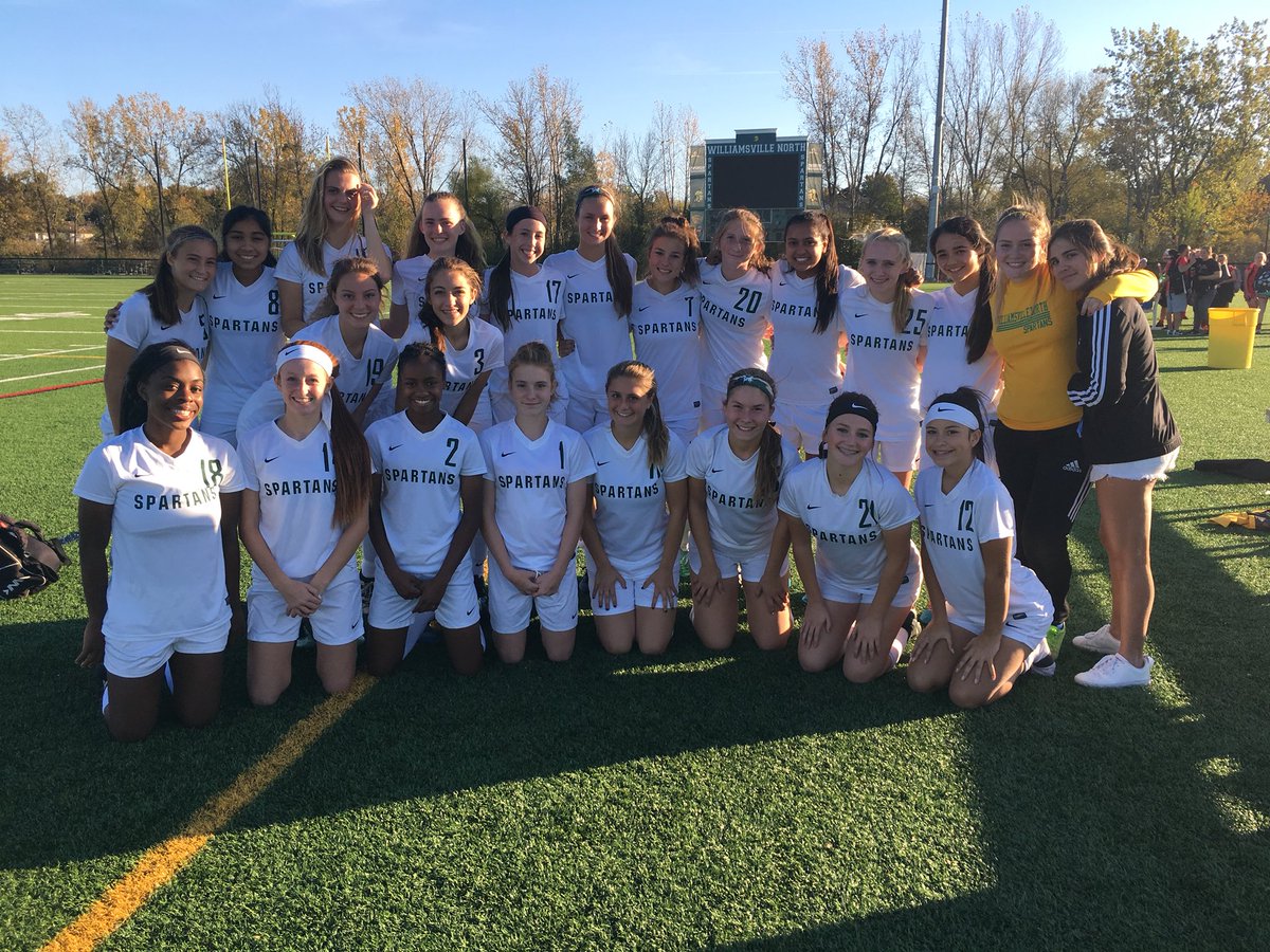 rileyysheridan's tweet photo. happy birthday rylee thanks for being my bench buddy with me ilyyyy💗💗💗 #portablegoal? #privatecar @Ryleetorrico https://t.co/EAYZwEaNdY