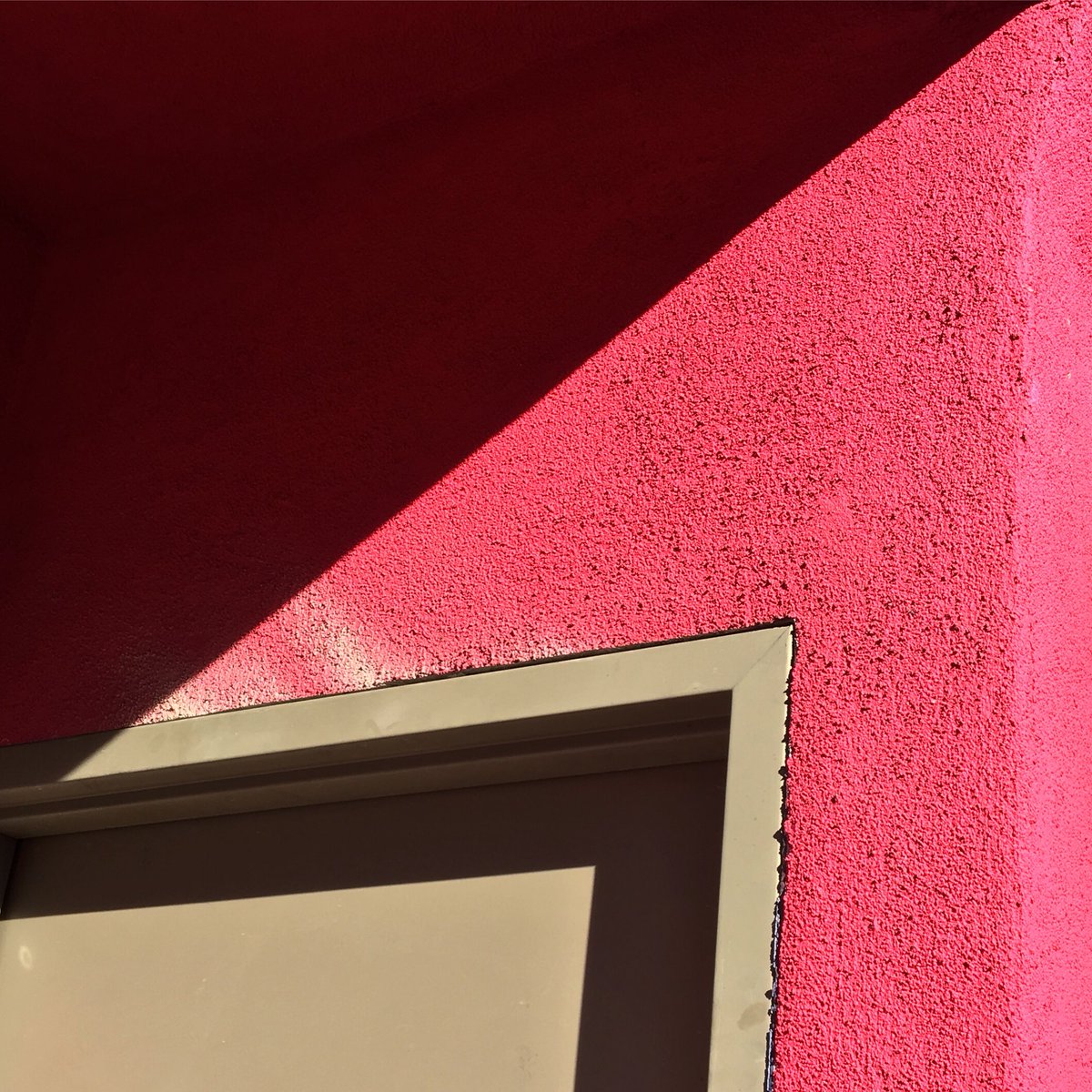 DilciaGironSF's tweet photo. Primary Colors #photography #minimalist #minimalcolor #minimalism #dilciagiron #urbanphotography #sfart #abstractart #ContemporaryArt https://t.co/eOR9d3FIPO