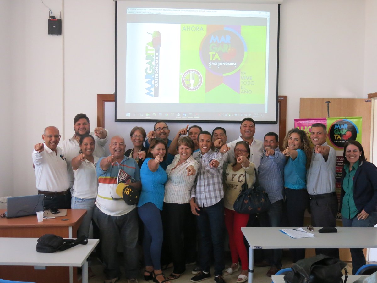 SaborMargarita's tweet photo. Hoy nos reunimos con organizaciones comunitarias y alcaldias para coordinar ferias, metodologia, alcances, obstaculos, desafios y sostenibilidad. Pronto publicaremos el CALENDARIO DE FERIAS GASTRONOMICAS DE NUEVA ESPARTA 2018 https://t.co/A8relEaKSc