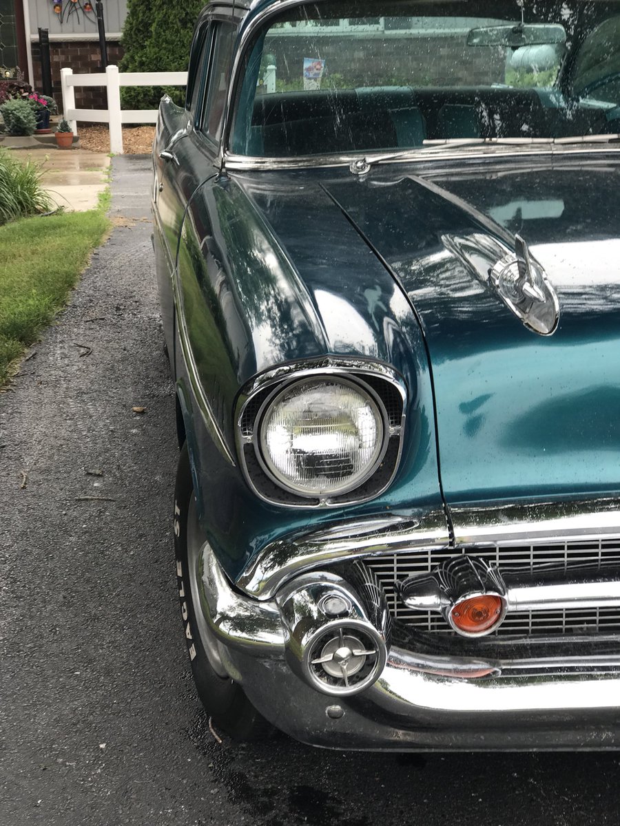 modernhotrods's tweet photo. And we back, and we back, and we back! Sorry about the absence folks! Check out our sweet barn find house car!! #barnfind #gofast #bowtie #57Chevy #ShowUsACoolCarPlease https://t.co/TAEKguAqoQ