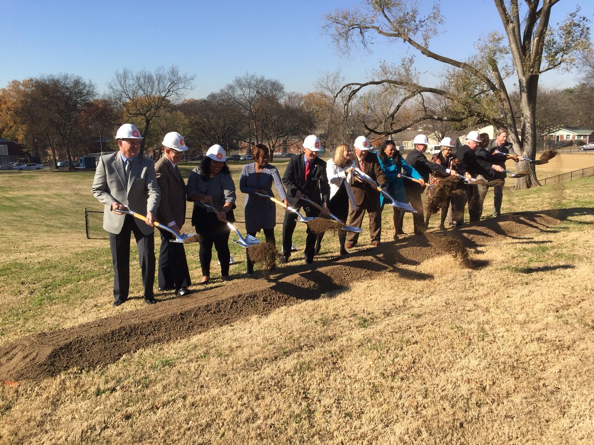 cayceplace's tweet photo. Groundbreaking at Cayce! New Kirkpatrick development (15 mixed income buildings with 93 total units). Another exciting day for Cayce! https://t.co/HJ1tLBY2r1