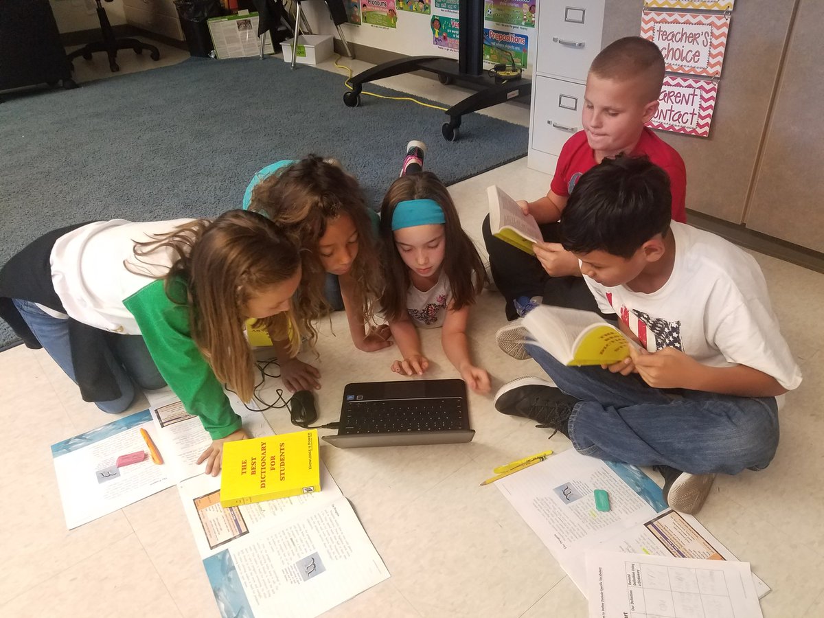 teacherschmidt6's tweet photo. Diving into language arts using Google Slides. @rcsdfiddyment  #ELA #RCSDchampions https://t.co/Dyto6LsWbQ