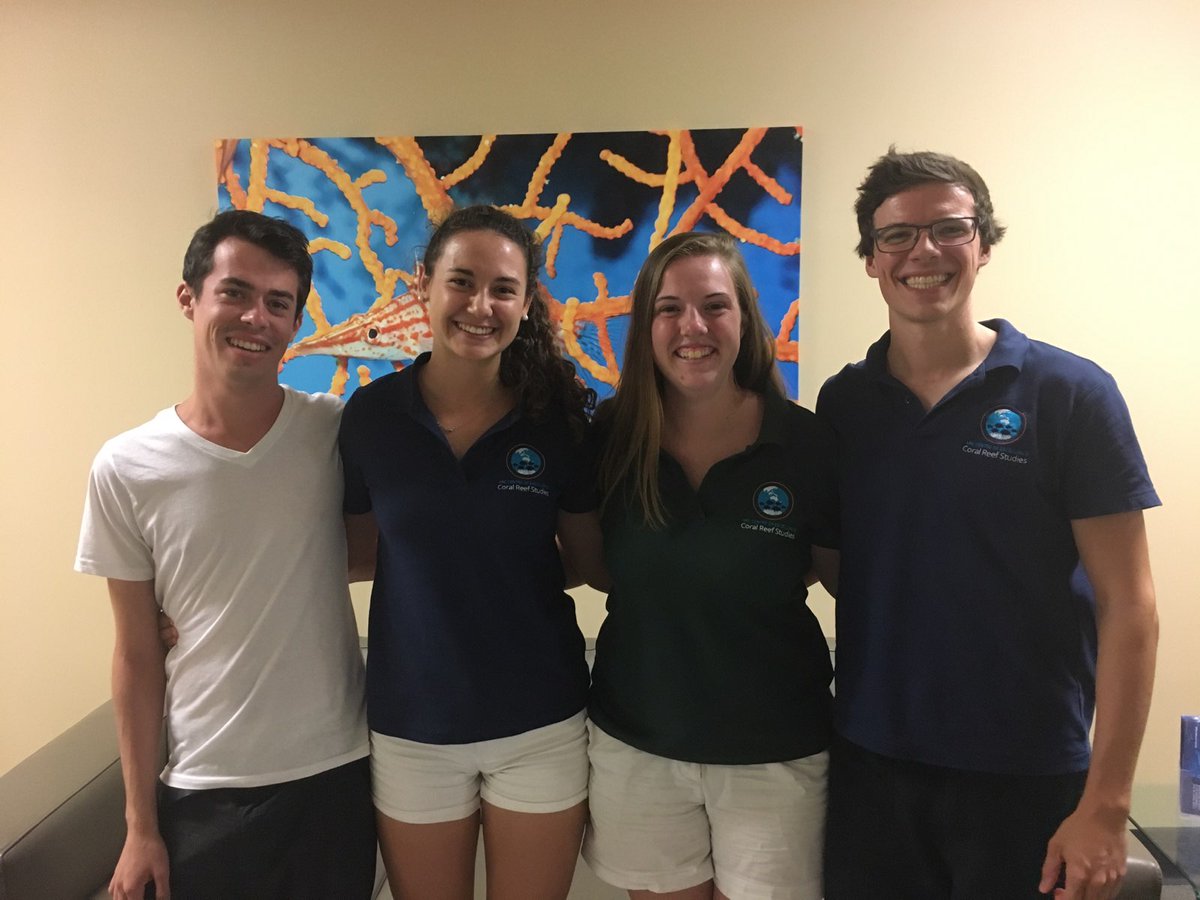 AdamDownUnder's tweet photo. 140characters isn't enough to express the hard work&amp;dedication Maya&amp;Sarah showed during their ISP internship @physiologyfish @Bjoern_Illing https://t.co/mXAQLyKtLW