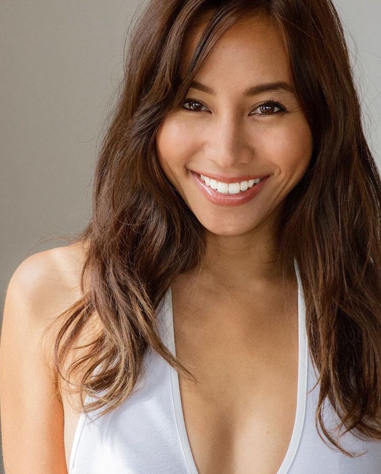LNFLosAngeles's tweet photo. Our #WomanCrushWednesday this week is the lovely and talented singer/actress Reena Tolentino who plays โMichelleโ โค๏ธ
#MichelleLNF #LoversandFriendsShow #LoversandFriendsLA #LNFLA https://t.co/7cEf7k1PGn