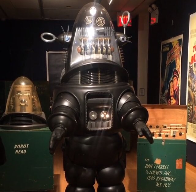 nigelobject's tweet photo. #Makingrobots #channel4 will #robots teach us what only we can do? https://t.co/S7DBZ0TSBx