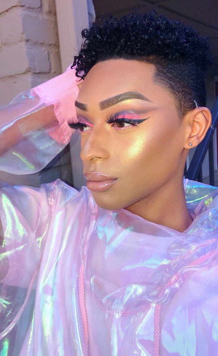 kingyonnas's tweet photo. INTERGALACTIC VIBEZ 👽✨☄️💕 https://t.co/nhHTN6FxOk