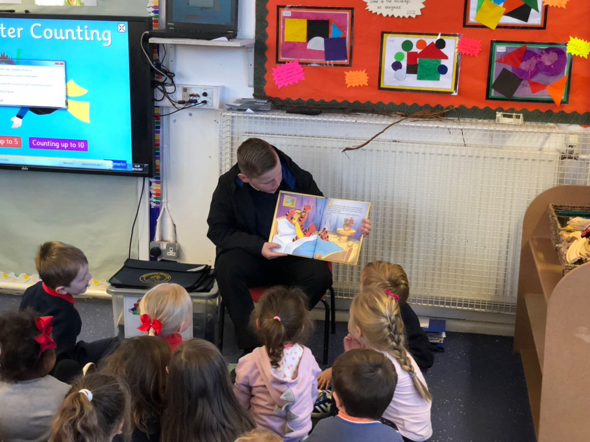 WBurghPrimary's tweet photo. Alex and Declan visited the Nursery to read them a story. You were both brilliant readers! Well Done! #BookWeekScot #WillybugsReads https://t.co/pWuSNYLOJL