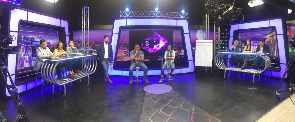 QMnoticias's tweet photo. #DHMiercoles ➡️ Bienvenidos al único programa de debate de la #provincia de #BuenosAires. Con la conducción de @lojomatias. #qmnoticias #hayotratele https://t.co/kUkmR0pQrF