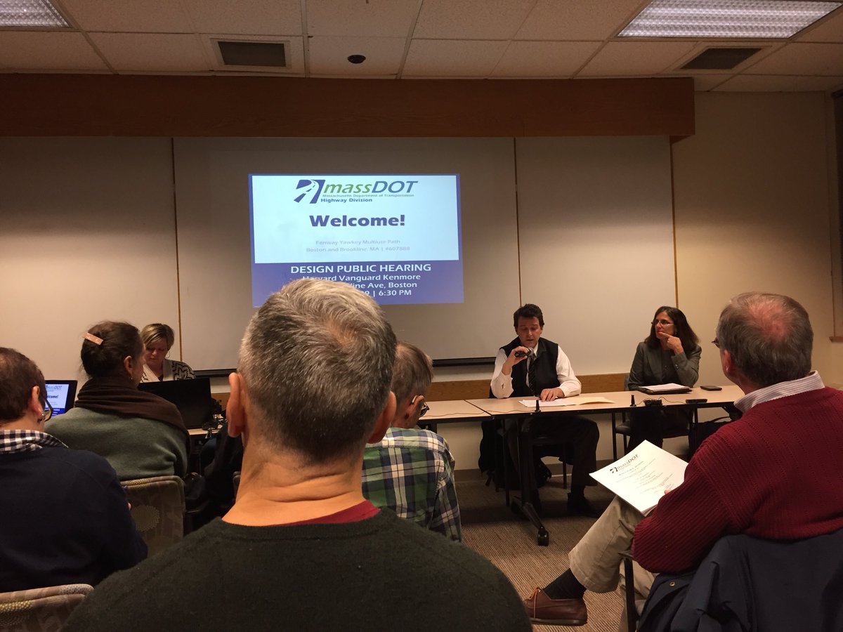 StreetsBoston's tweet photo. Packed house for Fenway-Yawkey Path Public mtg! https://t.co/zhOblGPLHv