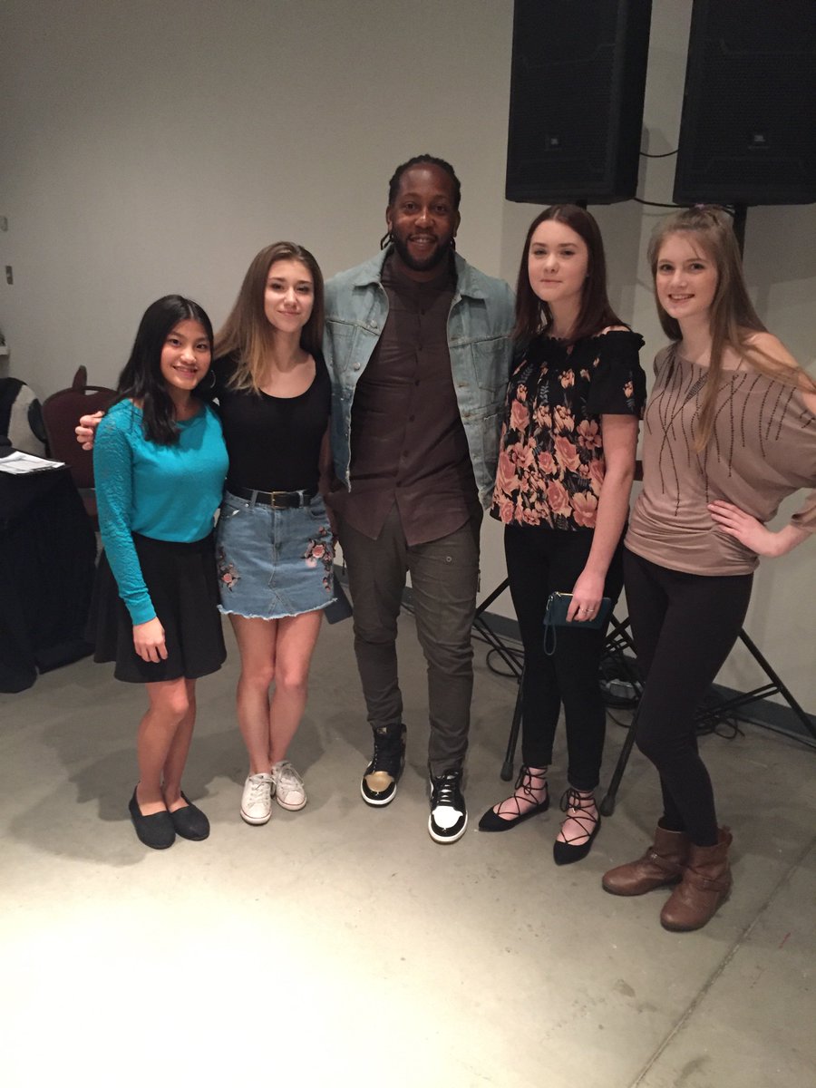 MsKWebber's tweet photo. What a night !! #WEdaygala #eveningofinspiration @millwood_high https://t.co/lZSGKCDheY