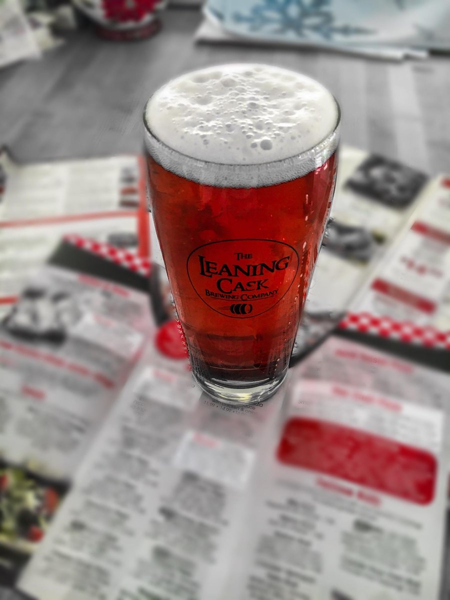 It's humpday Wednesday...and we are open! Grab a pint and order in from many of our local shops - they will deliver to your table! Pizza, subs, gyro, burger, wings, salads? #supportlocal #drinklocal #supportlocalbusiness