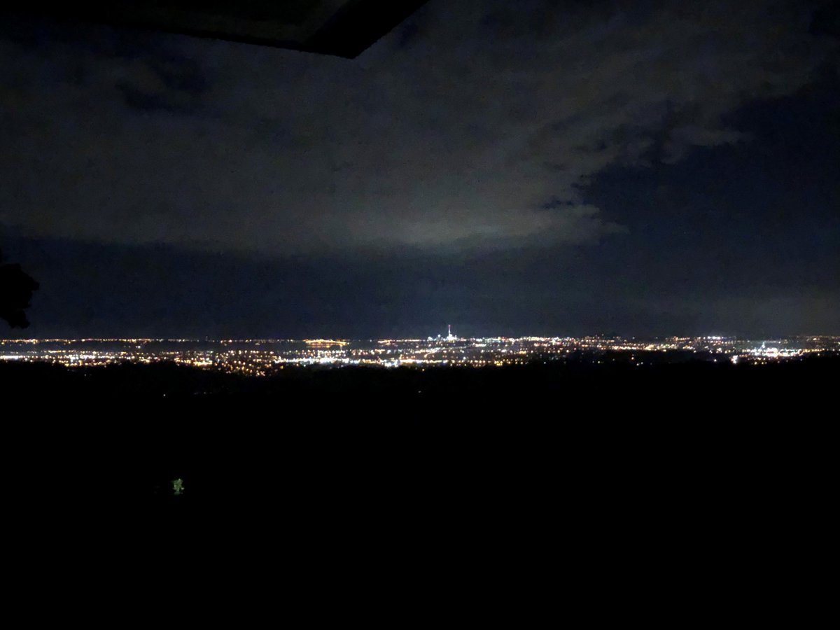 perfectautomat's tweet image. Our #packaging machine guru, Pat is in NZ to check our new pet food customer is happy with their #pouchmachine.