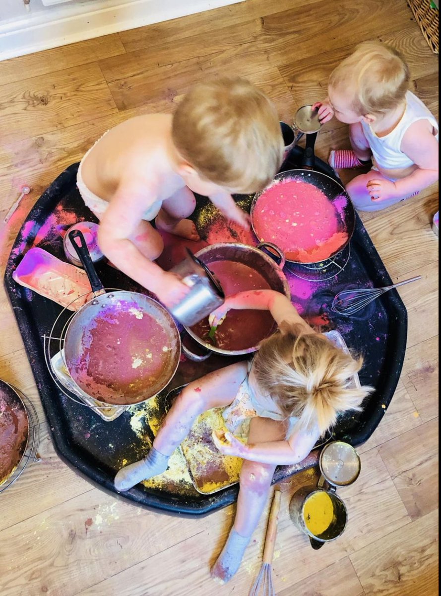 HomesteadNurse4's tweet photo. Favourite photos of the week! Truly independent exploration and investigation using powder paint and water #engaged #curiouslearners #EYTalking https://t.co/mJ1NbMuuyo