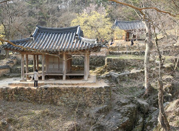Twitter पर ももこ 庭園建築って 水車も作れなかった国がｗｗｗｗ 北欧 日本へ庭園文化を伝えたのは韓国なのに ノルウェーにウリナラの建築文化を紹介 韓国庭園 オープンへ T Co Mo4arbo8db