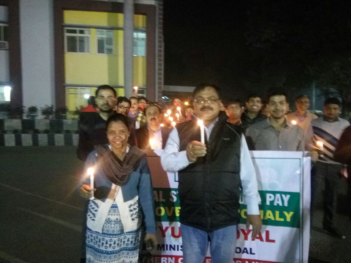 dstanwar51's tweet photo. Apply work pressure and we coalindians will deliver diamonds, 

Put us under inequality and we will fight for justice

#removepayanomaly
#Coalindia4equality 
#PiyushGoyal https://t.co/DPn2OUCYa2