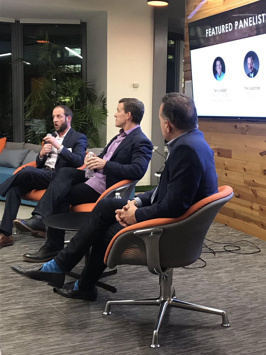 MKMcCoy2013's tweet photo. Helpful #salesandmarketing insights and how to staff from our two @FollowContinuum partner panelists, Tim Lasonde and Terry Ledger of @NSKInc and @netcovinc. #MSPRoundtable https://t.co/YspShXatB0