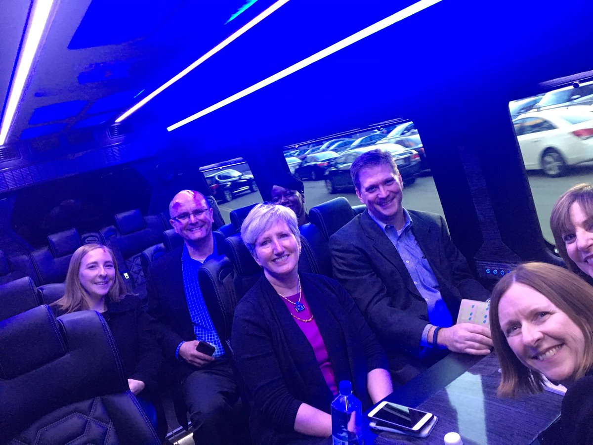 debfriesenmd's tweet photo. @KaiserPermanente National Accounts Team and @united team after a great day.  #BeKP #PermanentePhysicians. #KaiserPermanente https://t.co/lKS2BxGQlD
