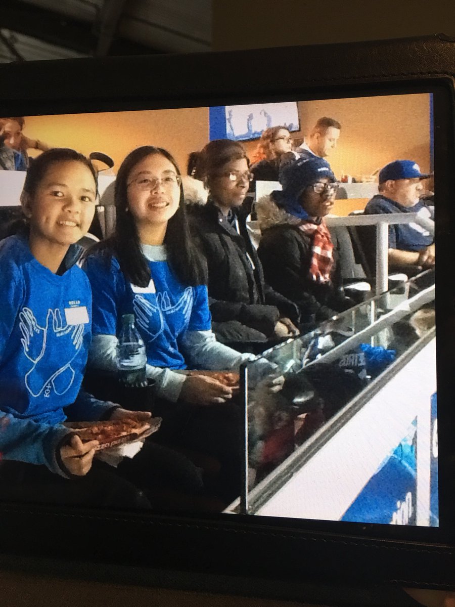 TCDSBSpeechLang's tweet photo. @TCDSB Deaf/Hard Hearing dept supporting the Toronto Marlies #boxSuite. https://t.co/ghlpgvF8Cw