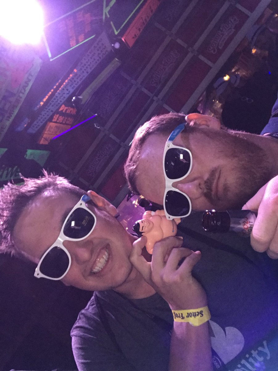 brywesty's tweet photo. #reinvent #sumoslots https://t.co/XUKBV0uZLw