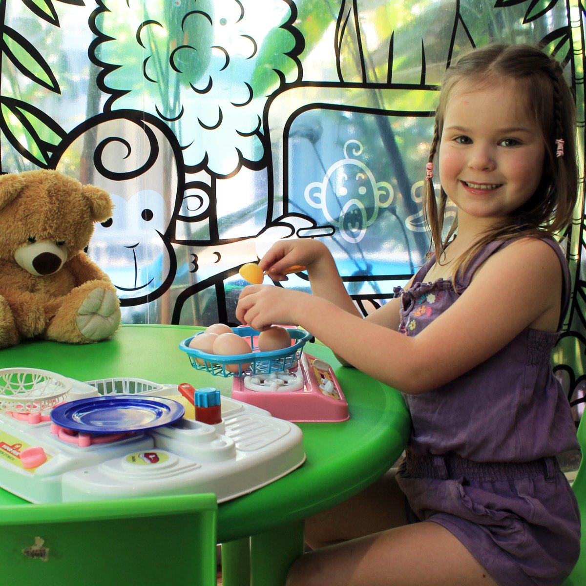 All the fun at OTA Kids Club! 
Have a great Thursday!
#OTA #playing #kidsclub #joy #happiness #vacation #balidaily #balibible #explorebali #balilife #edenhotelkutabali #back2eden #Bali