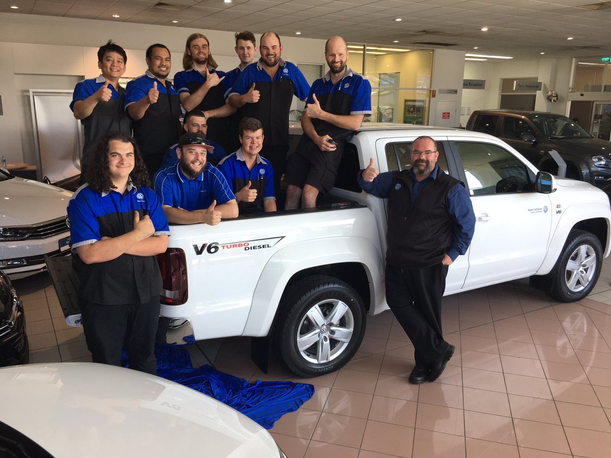 KlosterGroup's tweet photo. Kloster Volkswagen would like to congratulate Gary Woolaston for achieving Volkswagen Master Technician status and today takes possession of his factory supplied Volkswagen Amarok V6 Sportline. Well done, Gary! #Volkswagen #Amarok #MasterTech #workrewards https://t.co/WR2NrTXyqZ