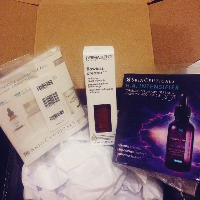 andreacubi23's tweet photo. My skin solution from #influenster Let's try it.. #Free #PowerInEveryDrop https://t.co/5Y1lGjkyJp