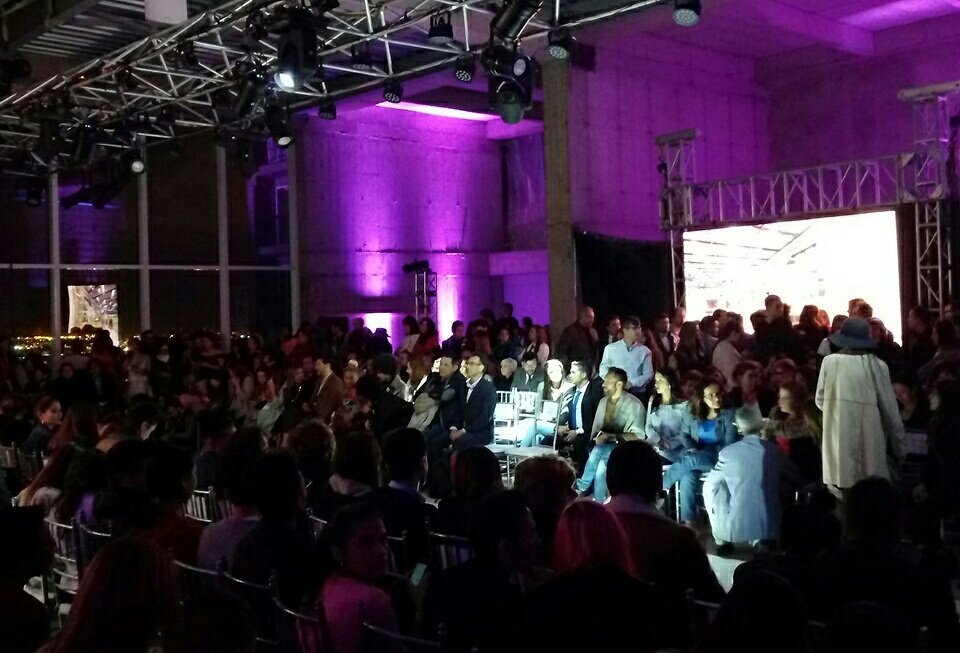 farandula_co's tweet photo. #CIFWeek2017 #BDBacatá https://t.co/ZCFKkwRPra