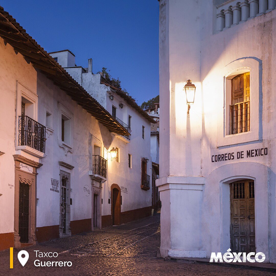 VisitMex's tweet photo. Entre montañas, cerros y sus hermosas calles, enamórate de la mágia de Taxco #PueblosMágicos #ViajemosTodosPorMéxico https://t.co/byZp8YzCGf