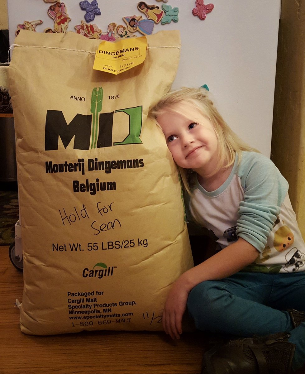 Chillindamos's tweet photo. Discussions with brewers while traveling Belgium this past summer have encouraged me to start using #Dingemans for my base malt. #homebrew https://t.co/6GXnufUyEo