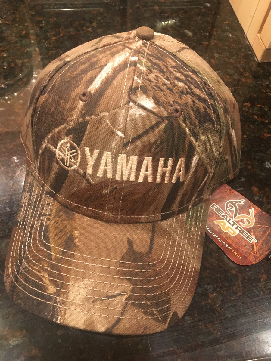 Retweet for a chance to win this <a href="/Realtree/">Realtree</a> <a href="/YamahaOutdoors/">Yamaha Outdoors</a> hat! Winner picked tomorrow! <a href="/xroadsburtons/">Crossroads</a>