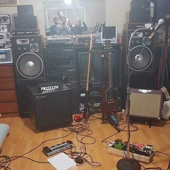kingsofourkin's tweet photo. Final rehearsal for Friday's show! Can't wait to see you there. $10 cover - doors at 7:30 - music at 8:00! https://t.co/j0T8GuWi0V