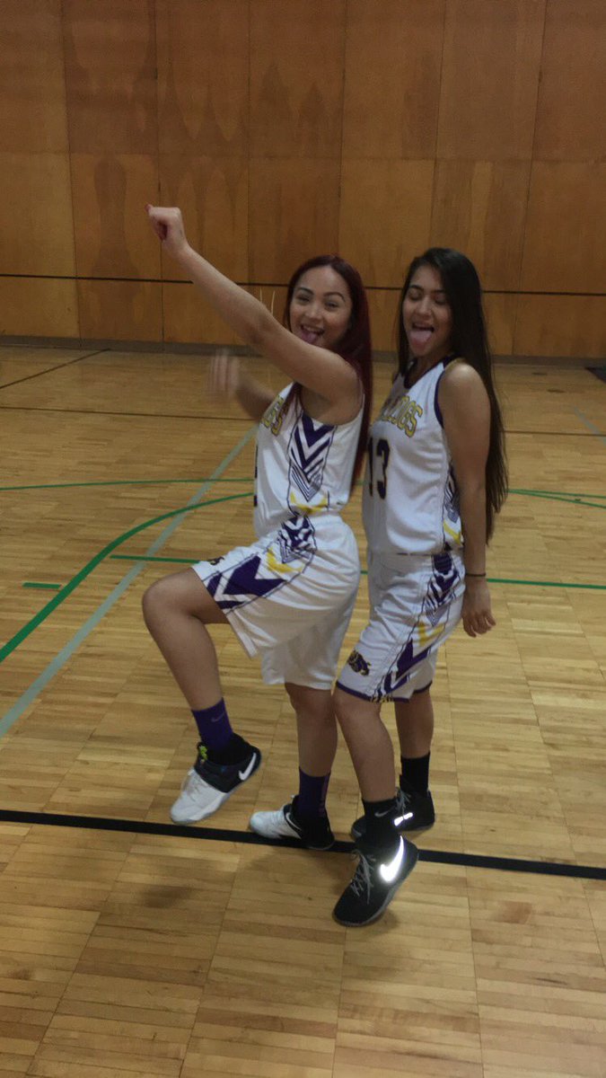 LunaaaMendezzz's tweet photo. #WCEEE MY LEZ LUVA @_lexibrooks_ π€€π https://t.co/2hISuHjfAg