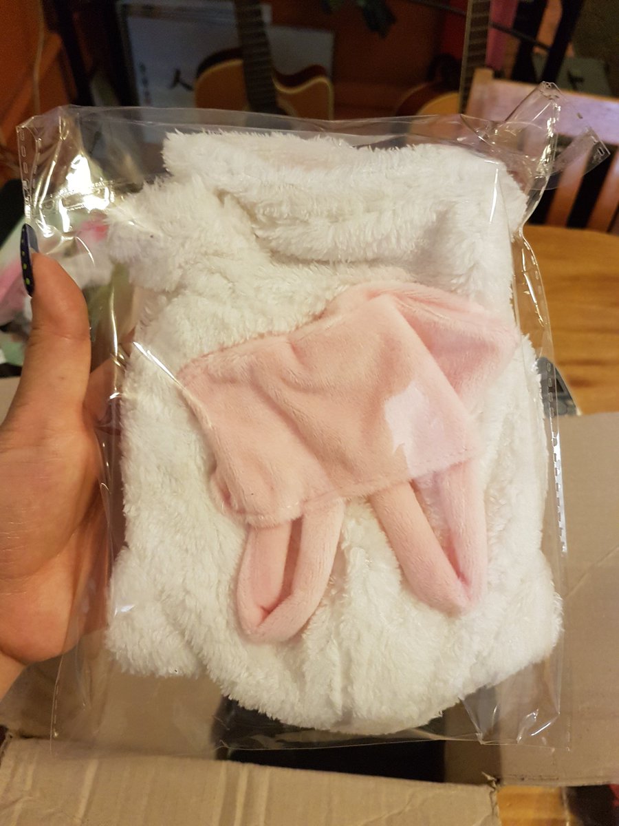 MOOTA4MOOS's tweet photo. @kid_sechskies SUPER CYOOOTE A S FLUFFFYYY https://t.co/szSH4JMWp0