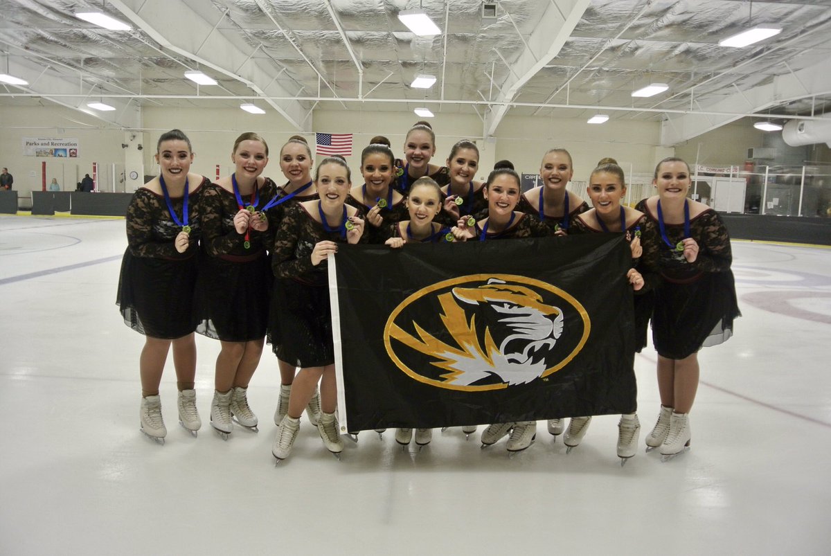 MizClubSynchro's tweet photo. 2 DAYS 'TIL WE LEAVE #slay #werk #college #causeitsporterweek #mizssc https://t.co/kLGD48pW3f