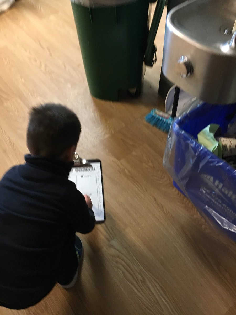 MsbMsmkinders's tweet photo. D went on a shape hunt today, around our classroom. He found some circles, rectangles, squares and triangles. He was so excited to do this all on his own, he tallied each shape. #demonstratingmathbehaviours #shapesearch #countingfun https://t.co/ZupeQM0NWI