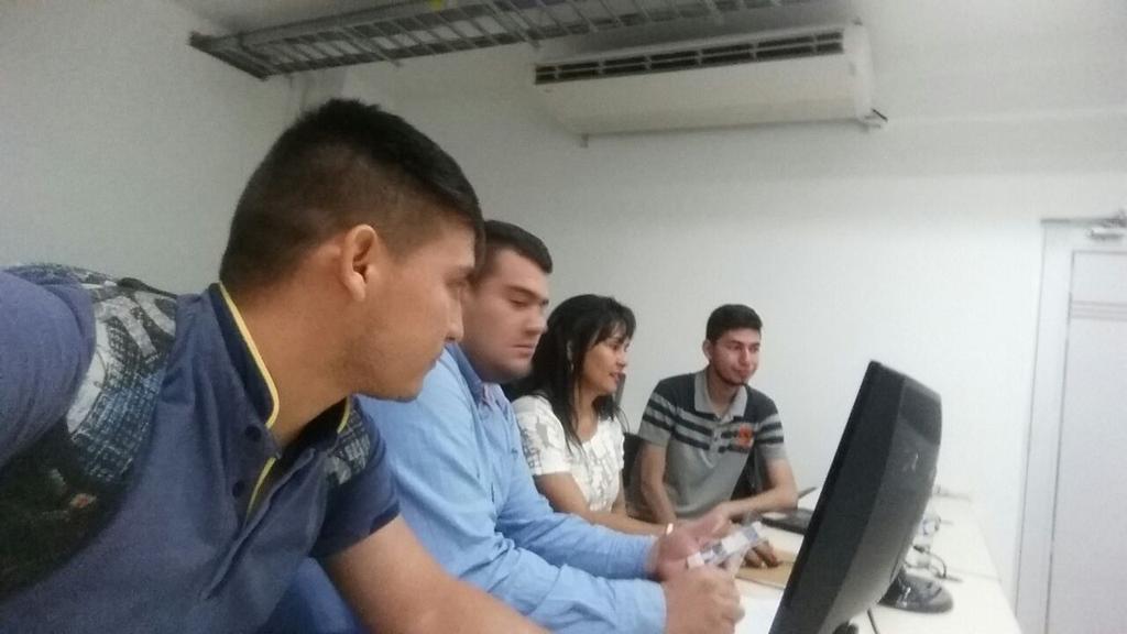 appscocucuta's tweet photo. #PedaleApp equipo de la iteracion Xl de @AppsCo en asesoría en finanzas y desarrollo desde @UFPSCUCUTA @cccucuta https://t.co/Wr805ueTg6