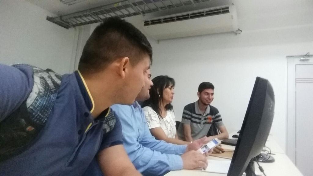 appscocucuta's tweet photo. #PedaleApp equipo de la iteracion Xl de @AppsCo en asesoría en finanzas y desarrollo desde @UFPSCUCUTA @cccucuta https://t.co/Wr805ueTg6